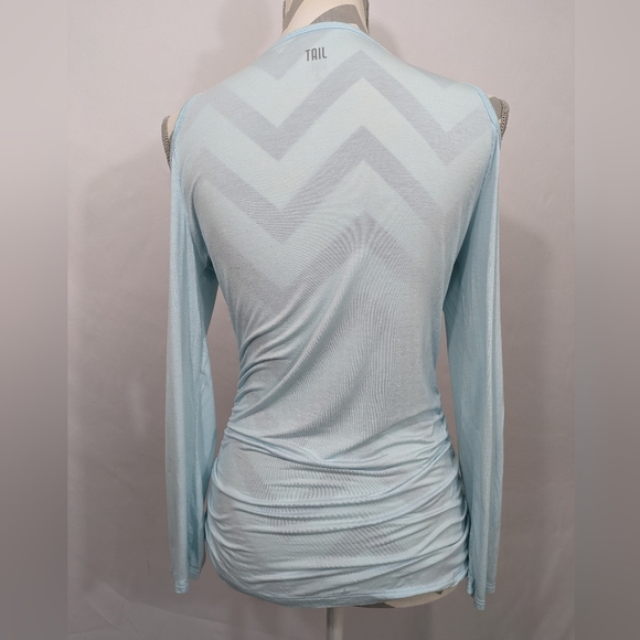 Jan Cold Shoulder Top - Picture 4 of 4